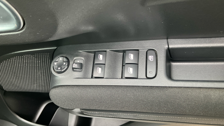 Citroen C3 Aircross 1.2 PureTech 130 Shine Plus 5dr EAT6 Petrol Hatchback